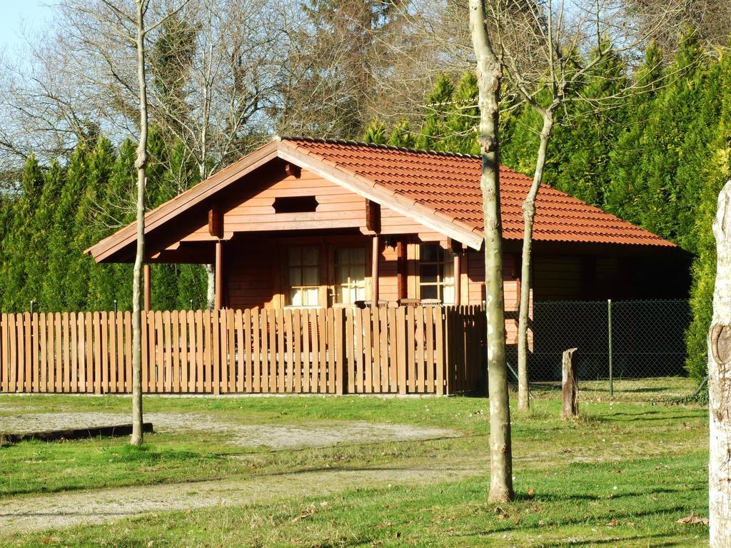 Bungalow Camping Los Manzanos Санта Круз де Олейрос Стая снимка